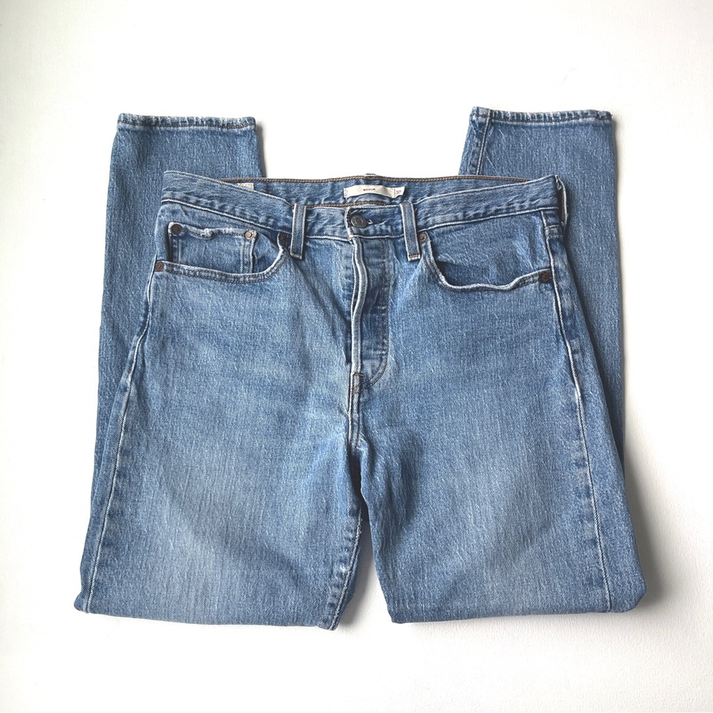 Levi’s Wedgie Straight Leg Jeans
